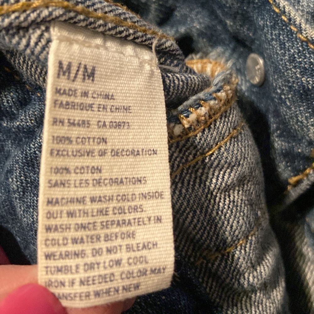 American Eagle Women’s Denim Jacket size medium - Picture 5 of 6